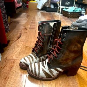 Freedom by Steven Tall Multi Boot Sz 10